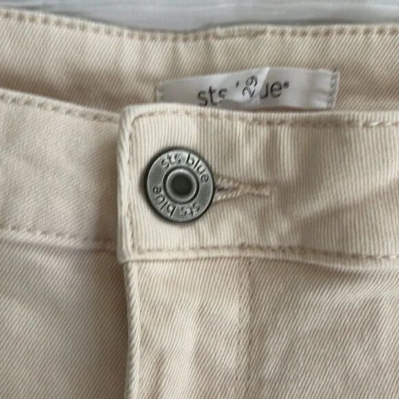 STS Blue Women's Light Tan Denim Boyfriend Shorts size 29 - Picture 3 of 6